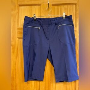 Greg Norman Collection Women's Dark Blue Bermudas